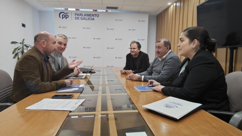 A Fundaci&oacute;n Arume prop&oacute;n axustes nas excepci&oacute;ns &aacute; nova moratoria do eucalipto para conter a expansi&oacute;n da especie e contribu&iacute;r &aacute; restauraci&oacute;n de pi&ntilde;eirais